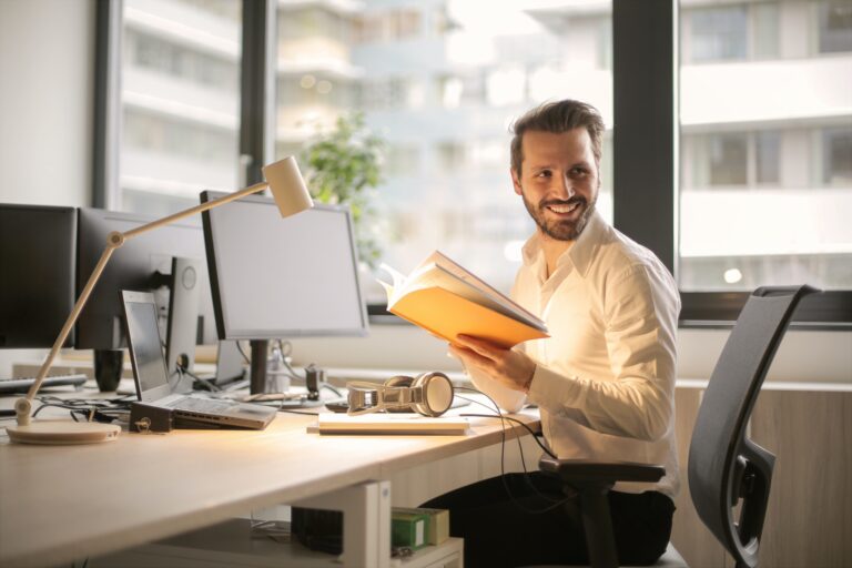 spécialisation en cabinet de recrutement CDI pour direction vente besoins entreprises sur mesure